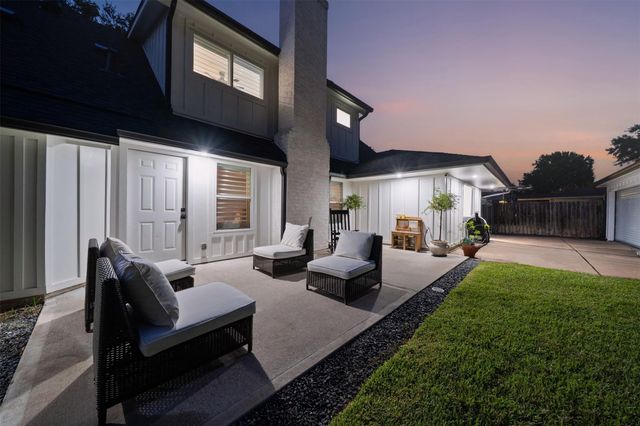 2318 Elmgate Drive, Houston, TX 77080