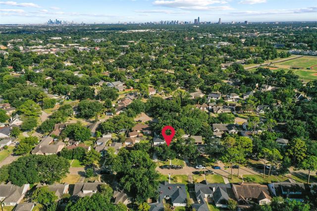 2318 Elmgate Drive, Houston, TX 77080