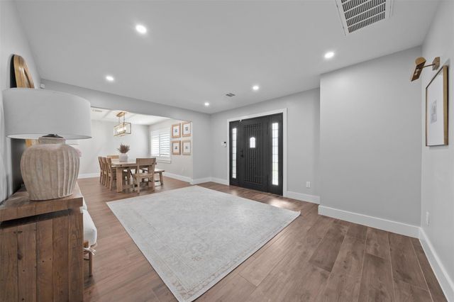 2318 Elmgate Drive, Houston, TX 77080