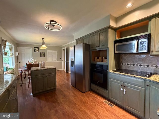 5400 13 MILE LN, White Marsh, MD 21162