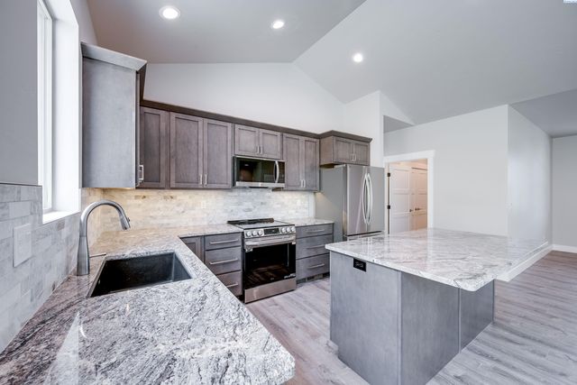 590 SW Wallowa, Pullman, WA 99163