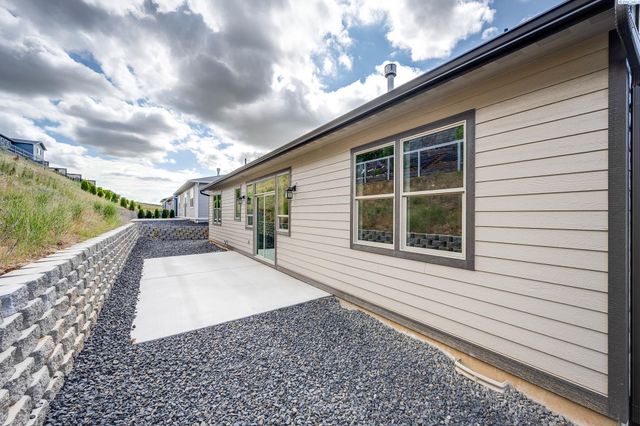 590 SW Wallowa, Pullman, WA 99163