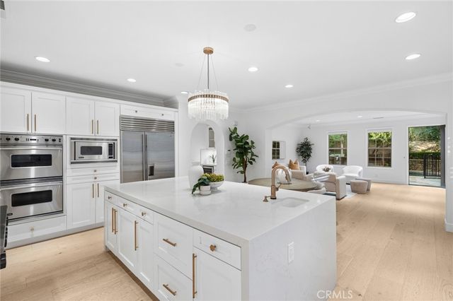 25 Twiggs, Irvine, CA 92620