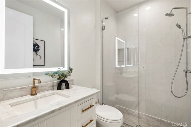 25 Twiggs, Irvine, CA 92620