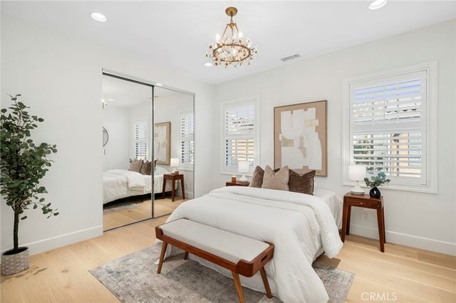 25 Twiggs, Irvine, CA 92620