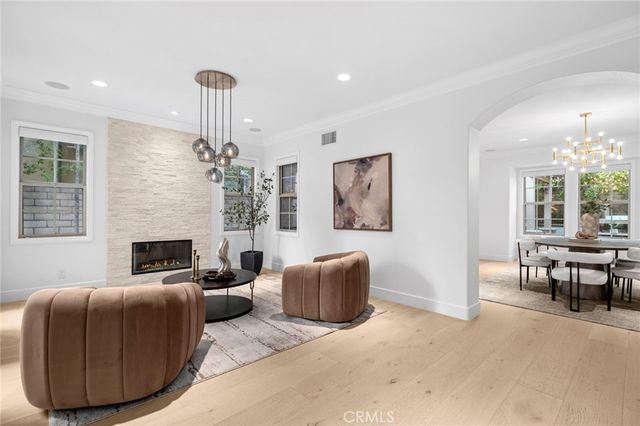 25 Twiggs, Irvine, CA 92620