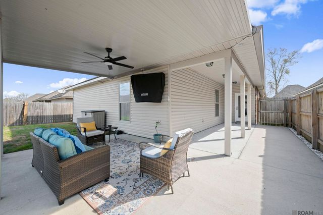 6446 Red Rose Dr, Baton Rouge, LA 70817