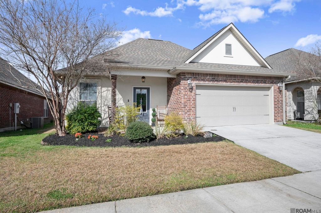 6446 Red Rose Dr, Baton Rouge, LA 70817