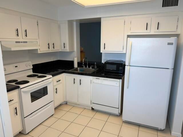 6675 S Oriole Boulevard 4040, Delray Beach, FL 33446