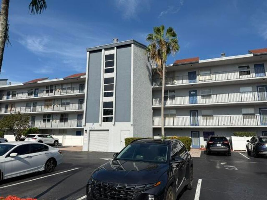 6675 S Oriole Boulevard 4040, Delray Beach, FL 33446