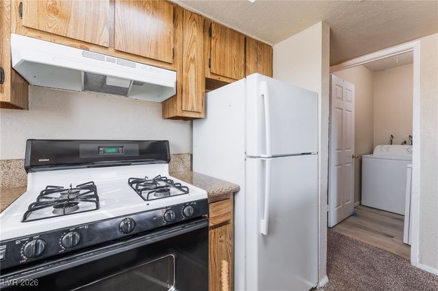 6994 ISSAC Avenue, Las Vegas, NV 89156