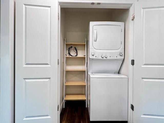 5885 Kayron Drive, Atlanta, GA 30328