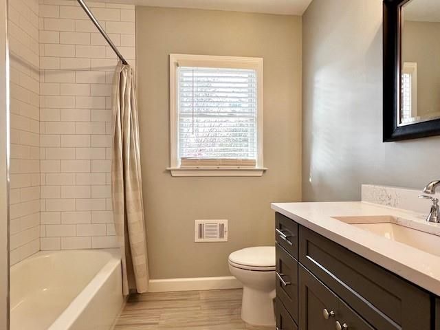 5885 Kayron Drive, Atlanta, GA 30328