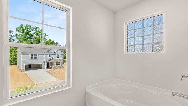 40 Hampshire Court, Cartersville, GA 30120