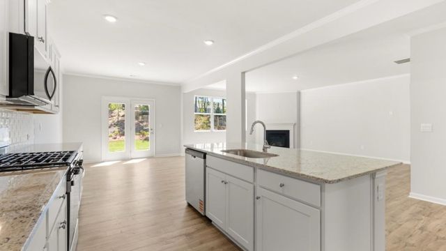 40 Hampshire Court, Cartersville, GA 30120