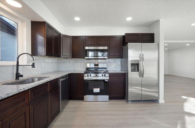 6024 Northland Avenue NE, Albuquerque, NM 87109