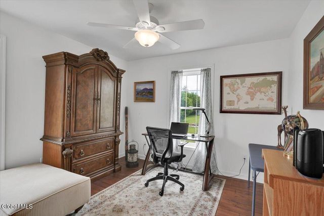 928 State Route 50, Ballston, NY 12019