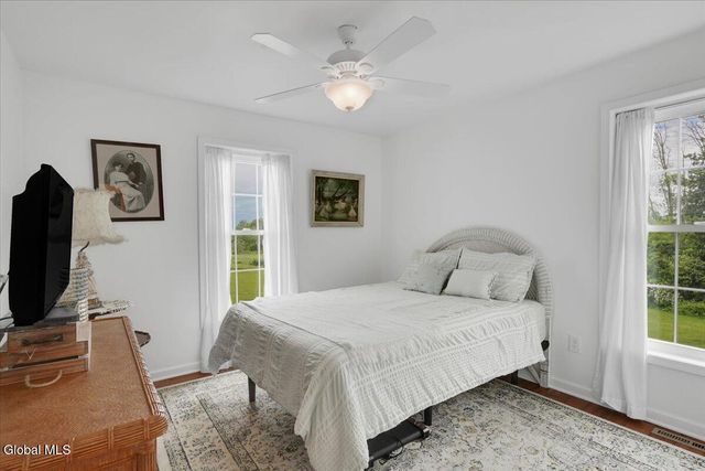 928 State Route 50, Ballston, NY 12019