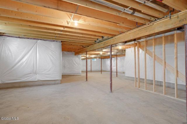 928 State Route 50, Ballston, NY 12019