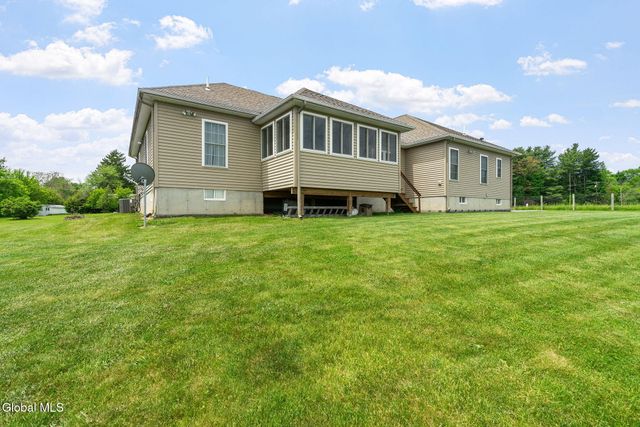 928 State Route 50, Ballston, NY 12019