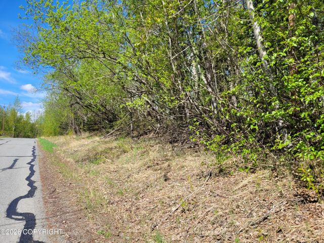 3231 N Calder Road, Wasilla, AK 99654