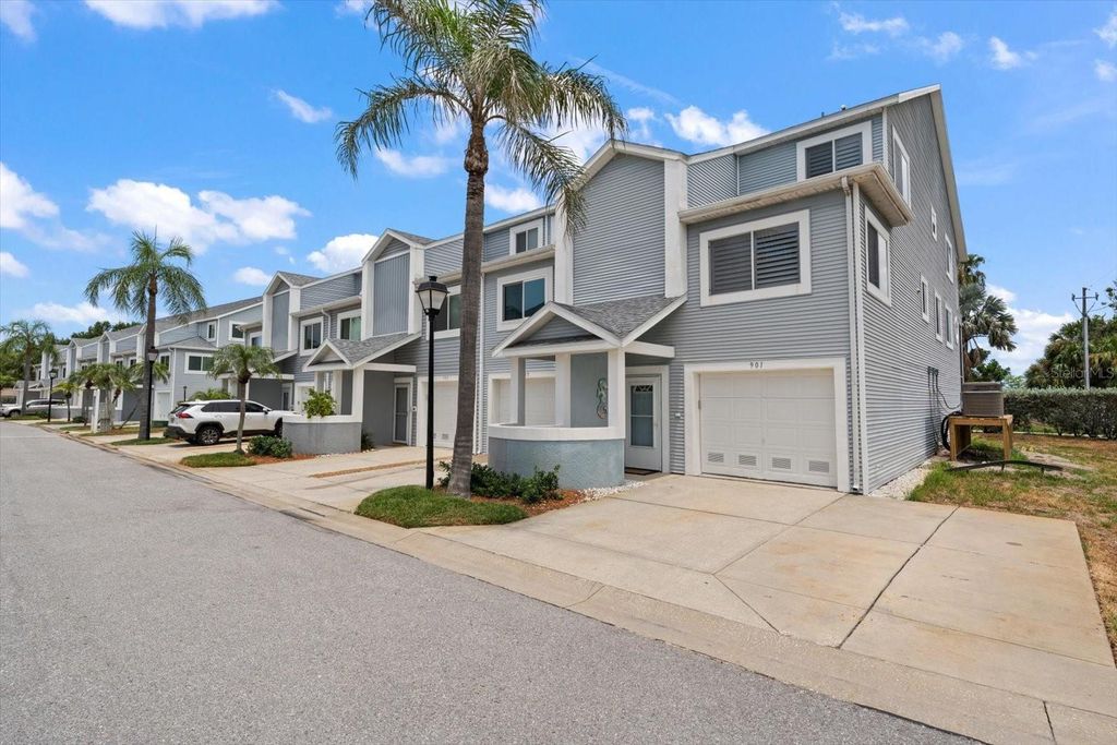 901 HARBOUR HOUSE DRIVE, Indian Rocks Beach, FL 33785