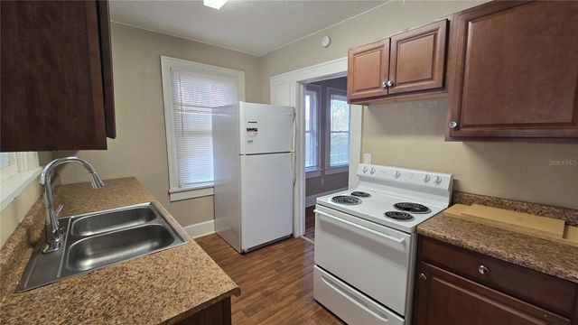 3940 BURLINGTON AVENUE N, St Petersburg, FL 33713