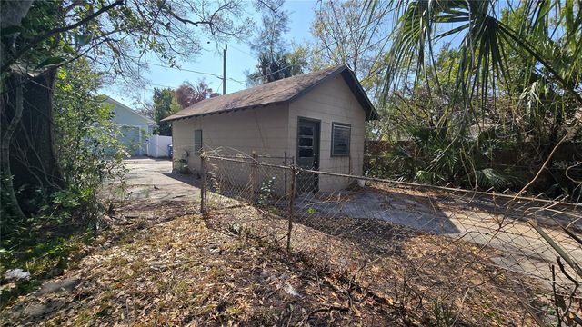 3940 BURLINGTON AVENUE N, St Petersburg, FL 33713