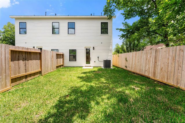 3620 Mt Pleasant Street A, Houston, TX 77021