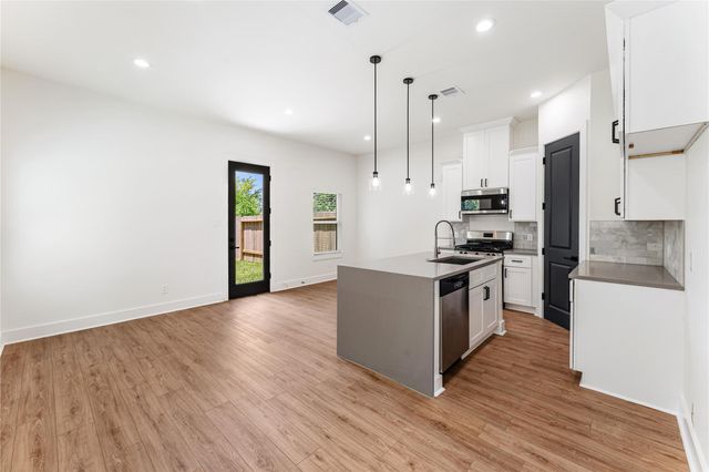 3620 Mt Pleasant Street A, Houston, TX 77021