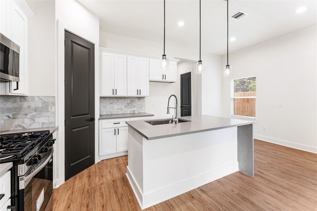 3620 Mt Pleasant Street A, Houston, TX 77021