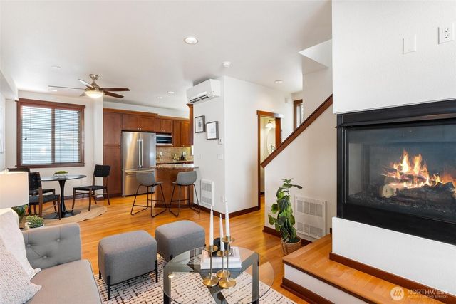 2400 W Boston Street, Seattle, WA 98199