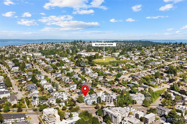 2400 W Boston Street, Seattle, WA 98199