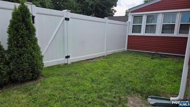 122 Westview Avenue, Paramus, NJ 07652