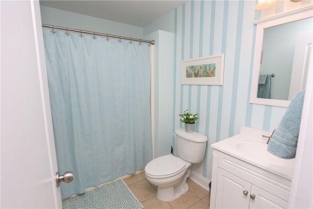 109 Martins Pointe Drive, Seneca, SC 29678