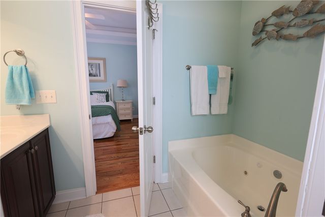 109 Martins Pointe Drive, Seneca, SC 29678