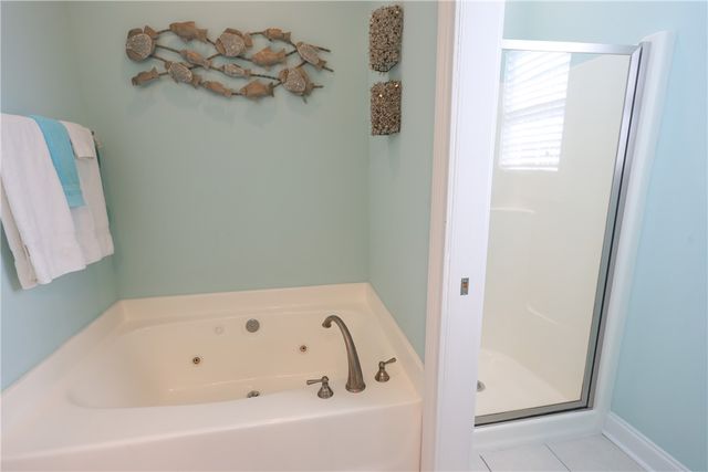 109 Martins Pointe Drive, Seneca, SC 29678