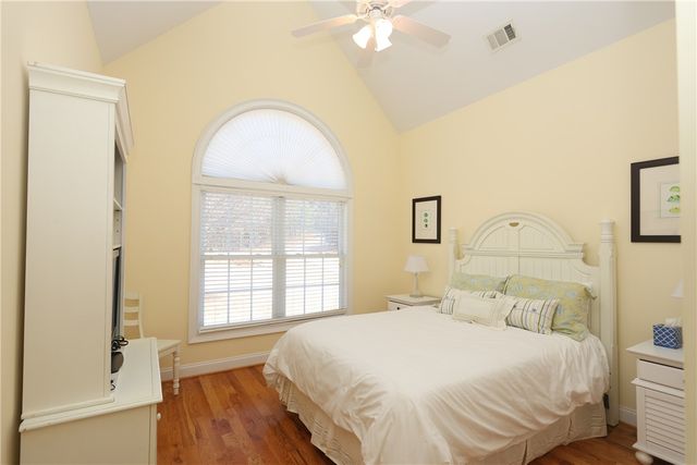 109 Martins Pointe Drive, Seneca, SC 29678