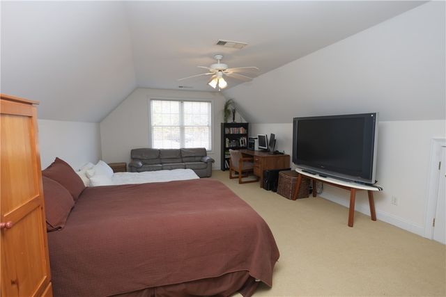 109 Martins Pointe Drive, Seneca, SC 29678