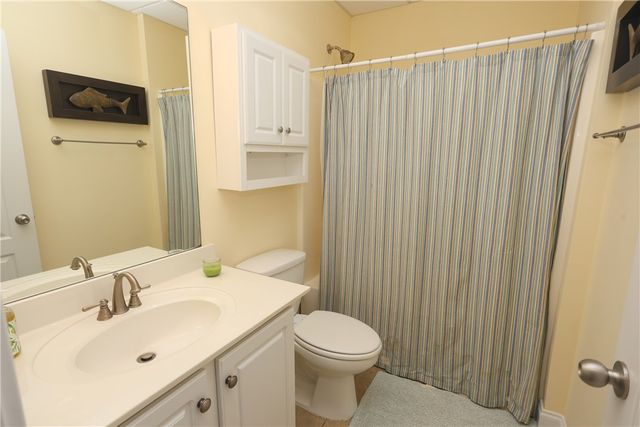 109 Martins Pointe Drive, Seneca, SC 29678