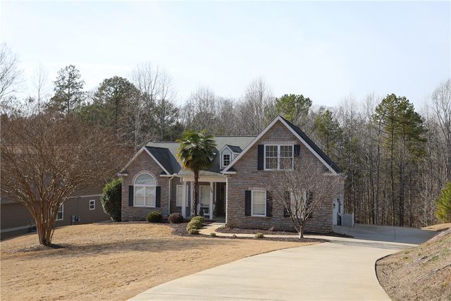 109 Martins Pointe Drive, Seneca, SC 29678
