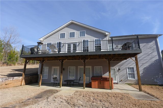 109 Martins Pointe Drive, Seneca, SC 29678