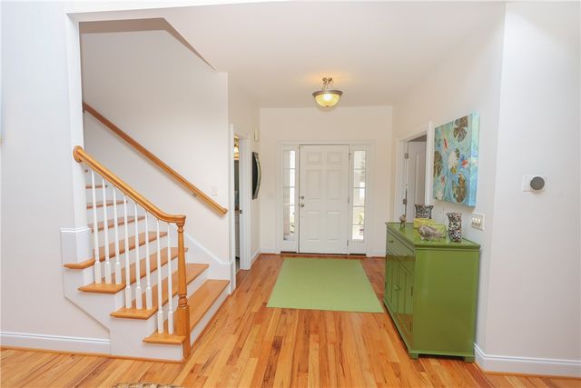 109 Martins Pointe Drive, Seneca, SC 29678