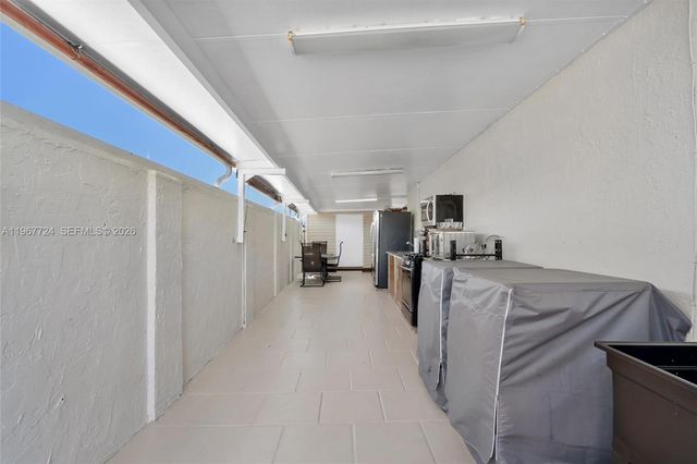 9326 NW 121st St 115, Hialeah Gardens, FL 33018