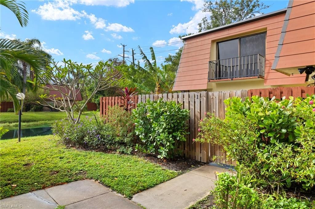 1520 Park Meadows DR 1, FORT MYERS, FL 33907 — exterior