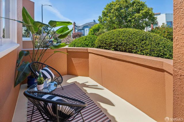301 Montecito Avenue, San Francisco, CA 94112
