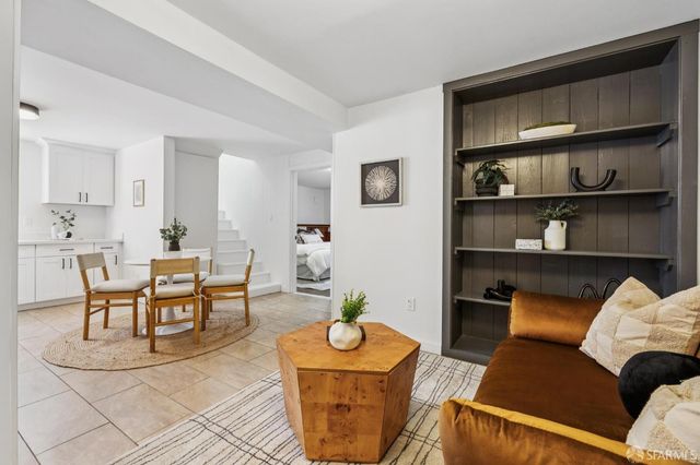 301 Montecito Avenue, San Francisco, CA 94112