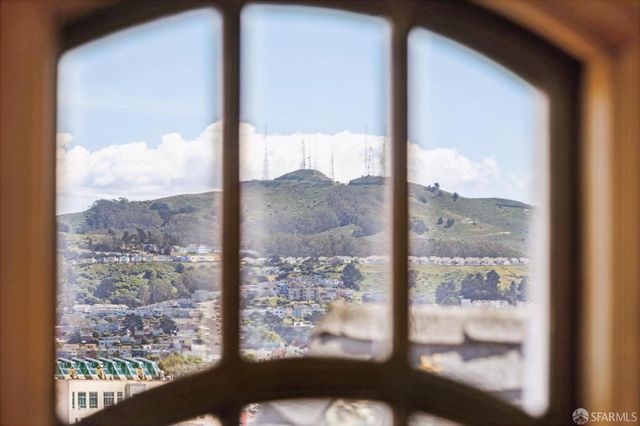 301 Montecito Avenue, San Francisco, CA 94112