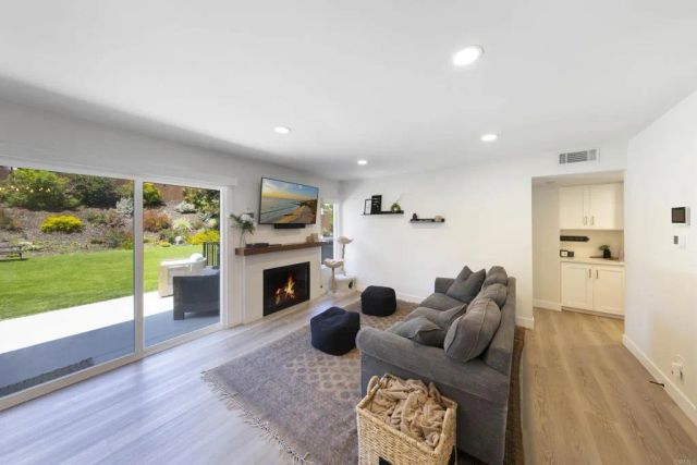 3577 Winslow Rd, Oceanside, CA 92056