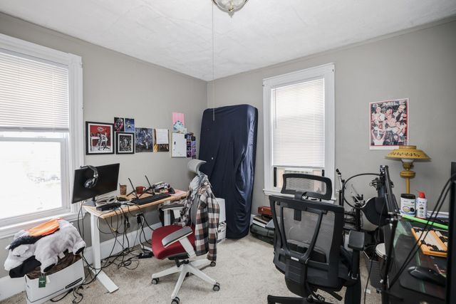 19 Sturgis St, Woburn, MA 01801
